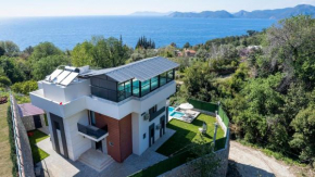 Holiday villa with sea view and heated pool Villa Mariposa
